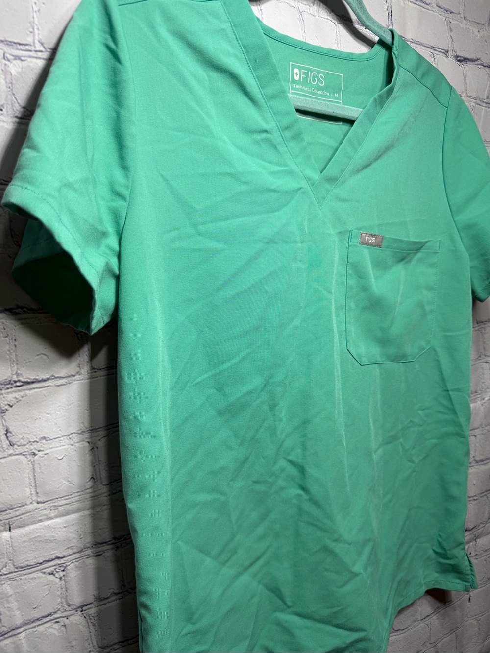 Figs Catarina One Pocket Scrub Top Blue Green Sz M Medical Nurse Doctor - Picture 2 of 7